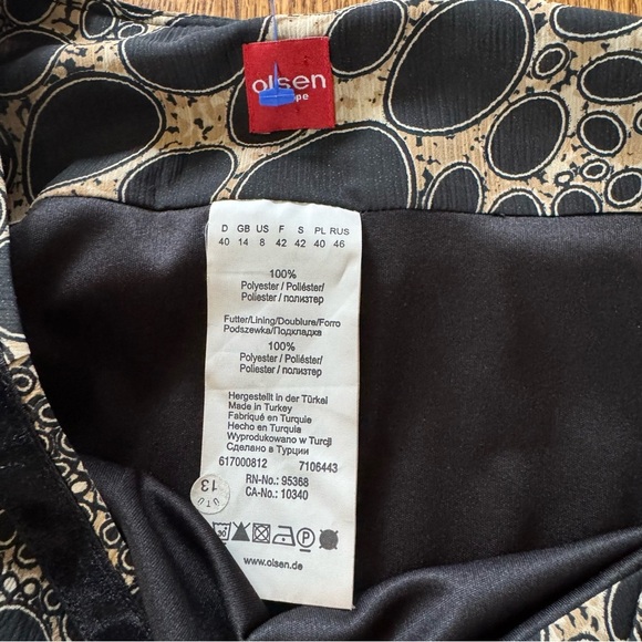 Pleated skirt-Olsen Europe Black and Cream Patterned women’s 8 - Picture 3 of 5